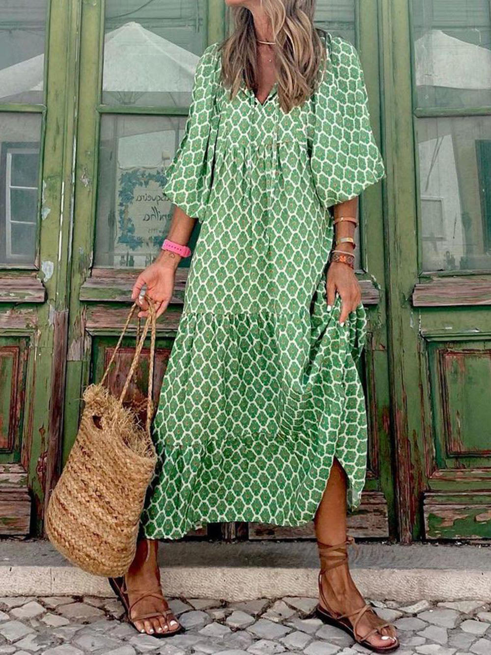 Anna - Elegantes weites Maxikleid in 5 geometrischen Bohemian Prints und leuchtenden Farben