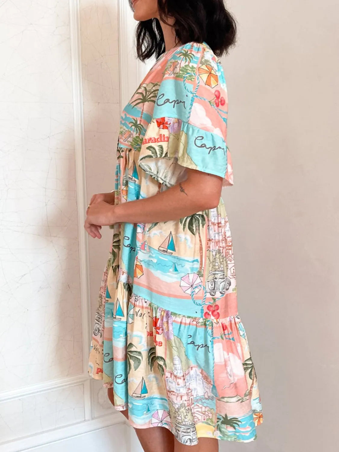 Linnea - Mini-Hemd Kleid in 4 Sommer Prints mit halben Ärmeln Knöpfen und 2 Quasten