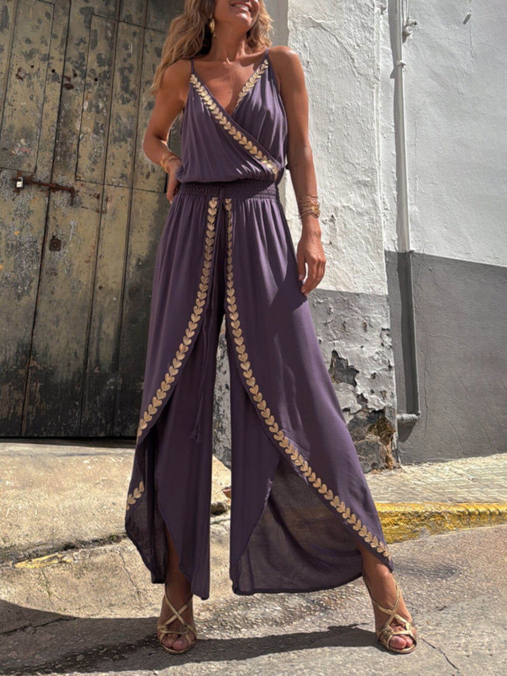 Lotte - Lila Luftig Locker Sommer Faux Wrap Jumpsuit mit Elastisch Hoch Taille Gold Trim