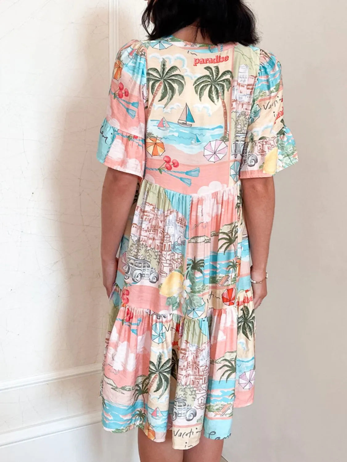 Linnea - Mini-Hemd Kleid in 4 Sommer Prints mit halben Ärmeln Knöpfen und 2 Quasten