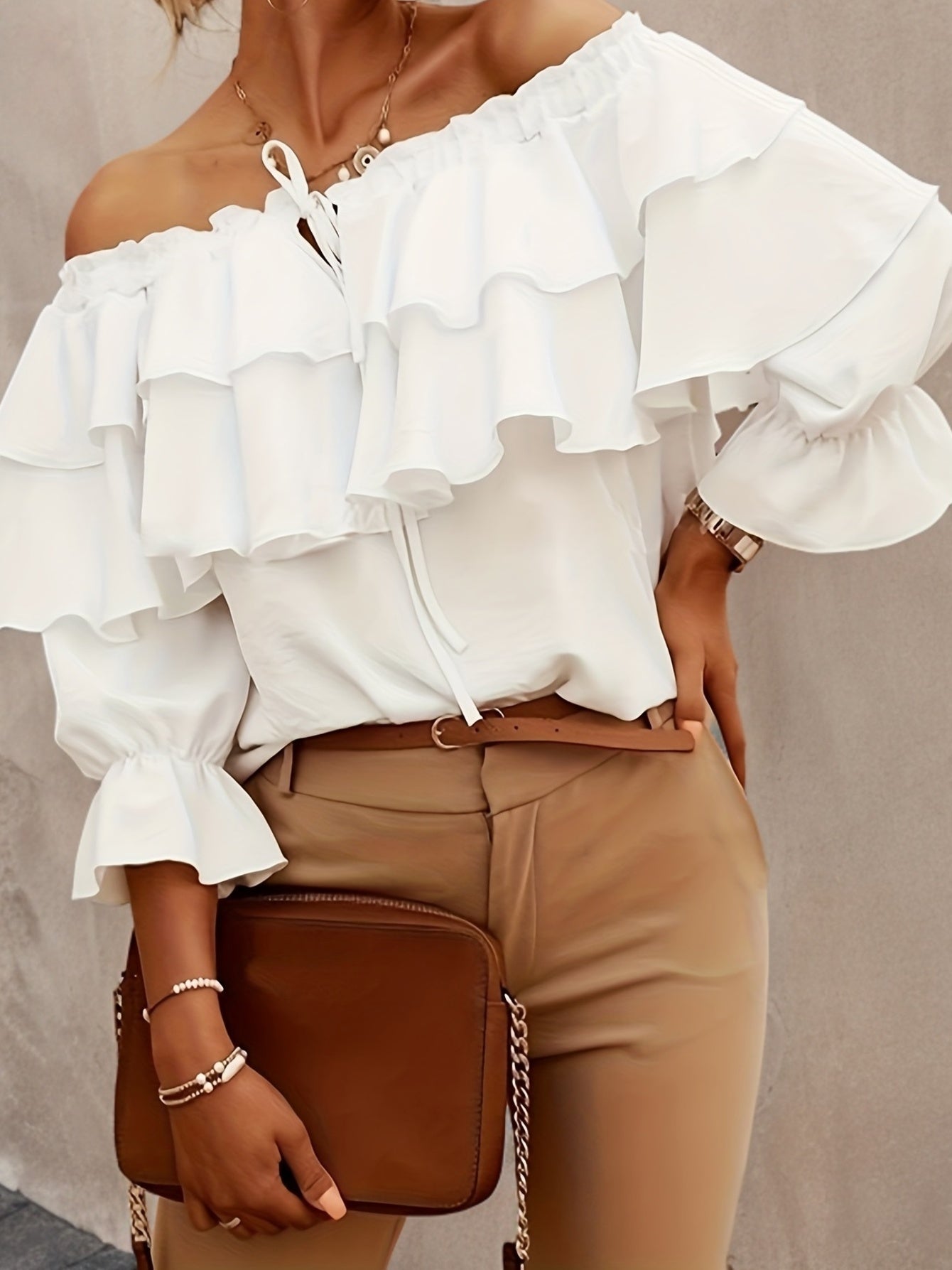 Trijntje - Chiffon schulterfreies Top mit halben Ärmeln