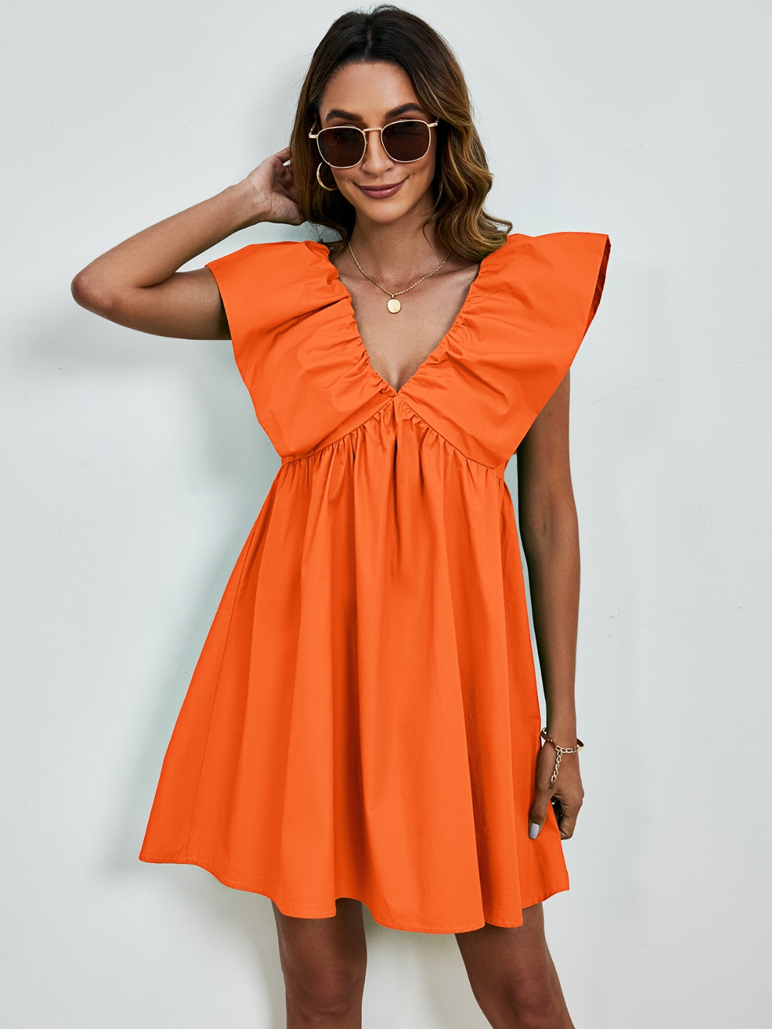 Mia - Kleid mit V-Ausschnitt und Puffärmeln