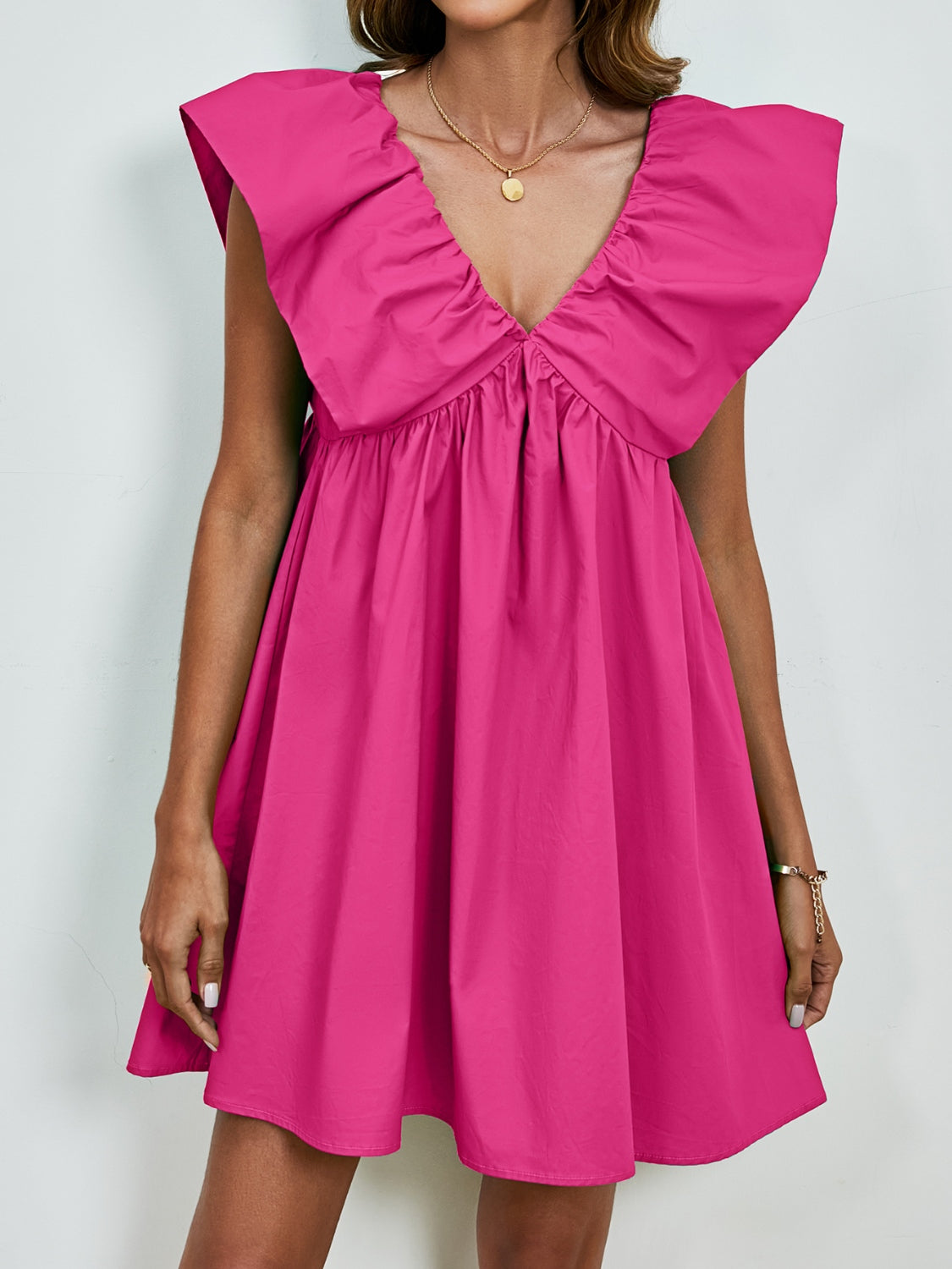 Mia - Kleid mit V-Ausschnitt und Puffärmeln
