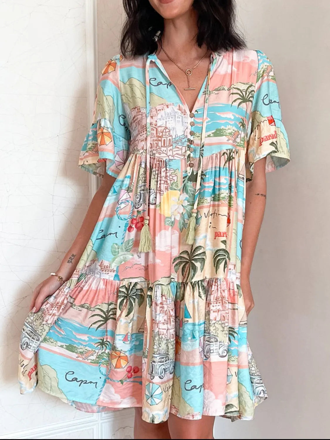 Linnea - Mini-Hemd Kleid in 4 Sommer Prints mit halben Ärmeln Knöpfen und 2 Quasten