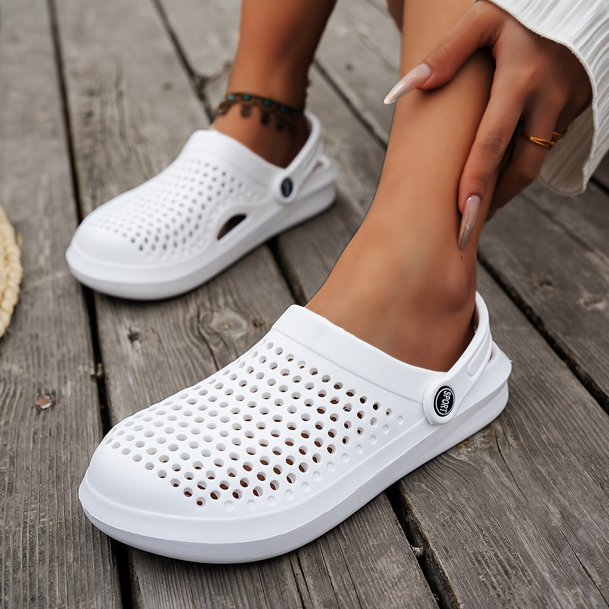 Jasmine - Modische, bequeme, orthopädische EVA-Clogs mit dicker Sohle und atmungsaktiven Löchern