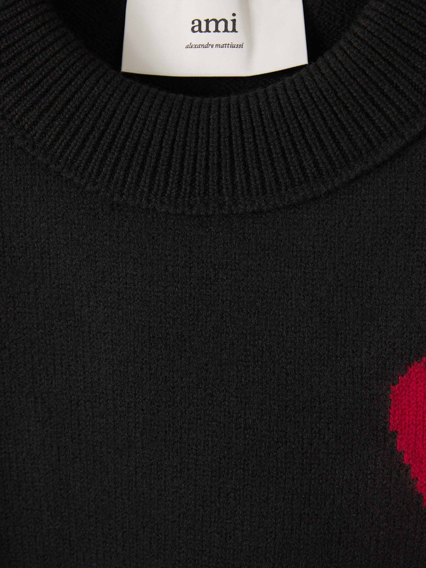 Bram - Ami Paris Atmungsaktiver Strickpullover mit Herz und Buchstabe Ein Detail