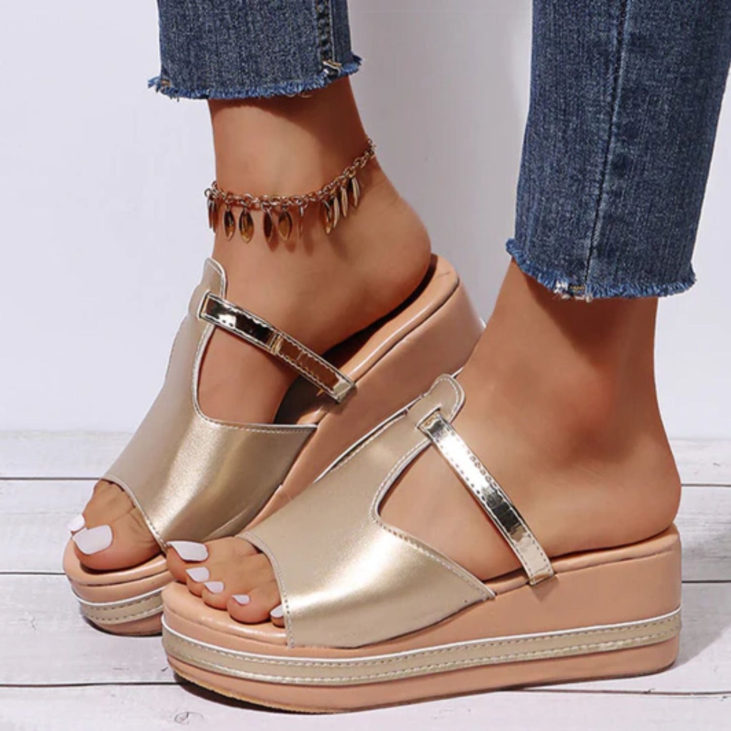 Unita - modische, orthopädische Sandalen mit hoher Sohle