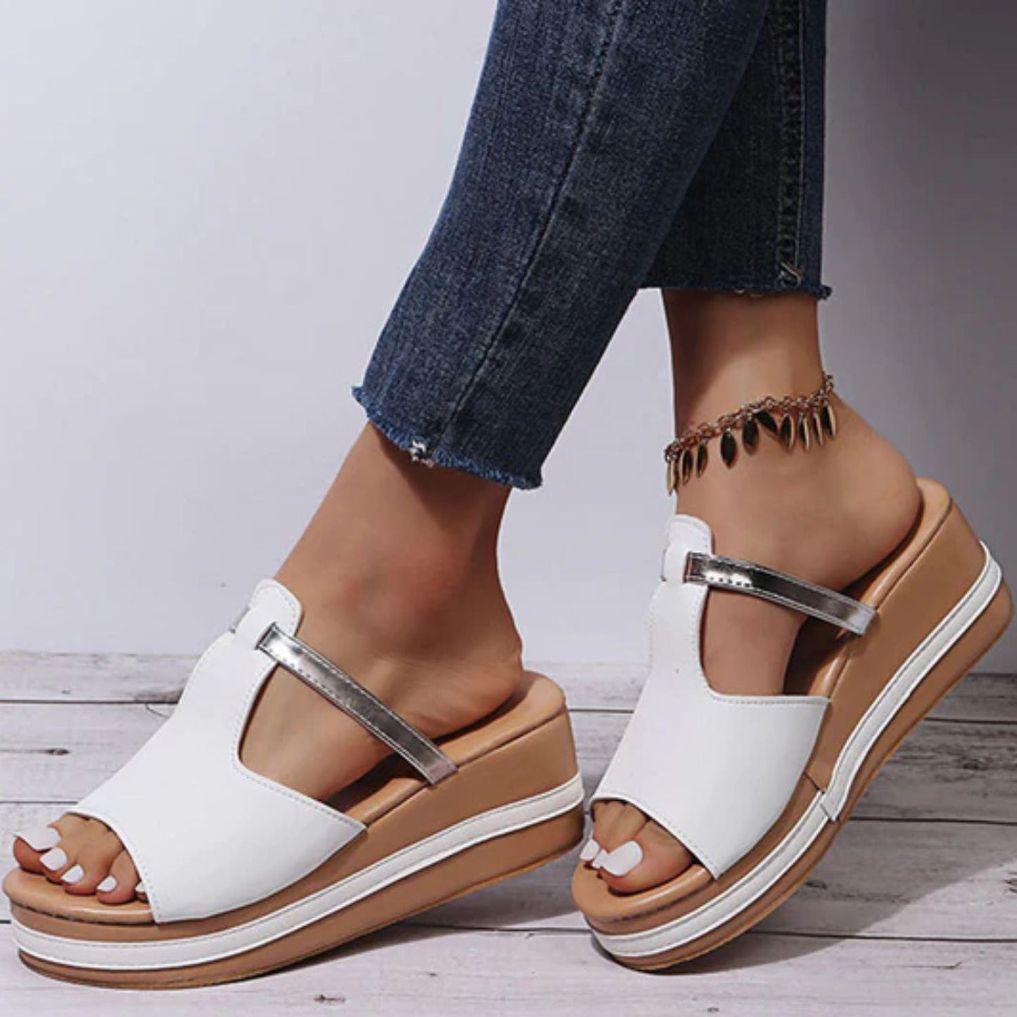 Unita - modische, orthopädische Sandalen mit hoher Sohle