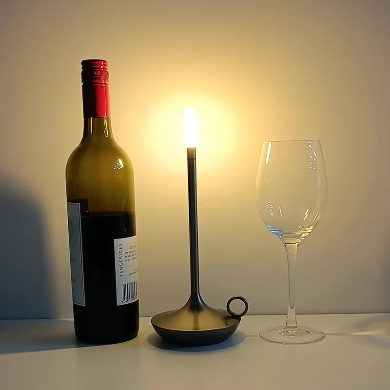 GlowCandle Luxus-Touch Control Lampe mit Dimmer in gotischer Kerzenform