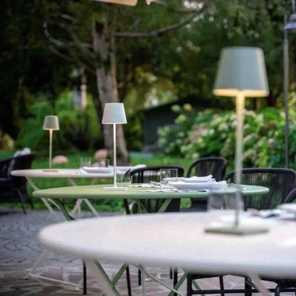 LaLuce die unverzichtbare kabellose Tischleuchte im klassischen Design mit Touch Control und 3-Farben-Licht
