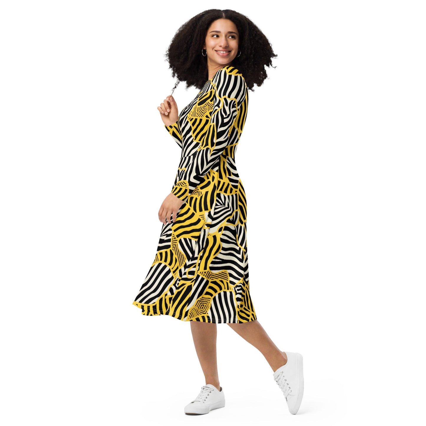 Astrid - Zebralicious Langärmeliges Midikleid mit hohem Ausschnitt in Schwarz Weiß Gelb Safari Print