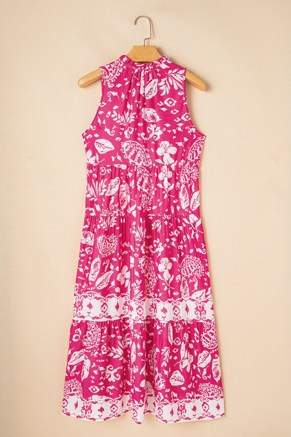 Noor - rosa ärmellos bio Druck Weites Tunika-Midikleid mit Knöpfen V-Ausschnitt