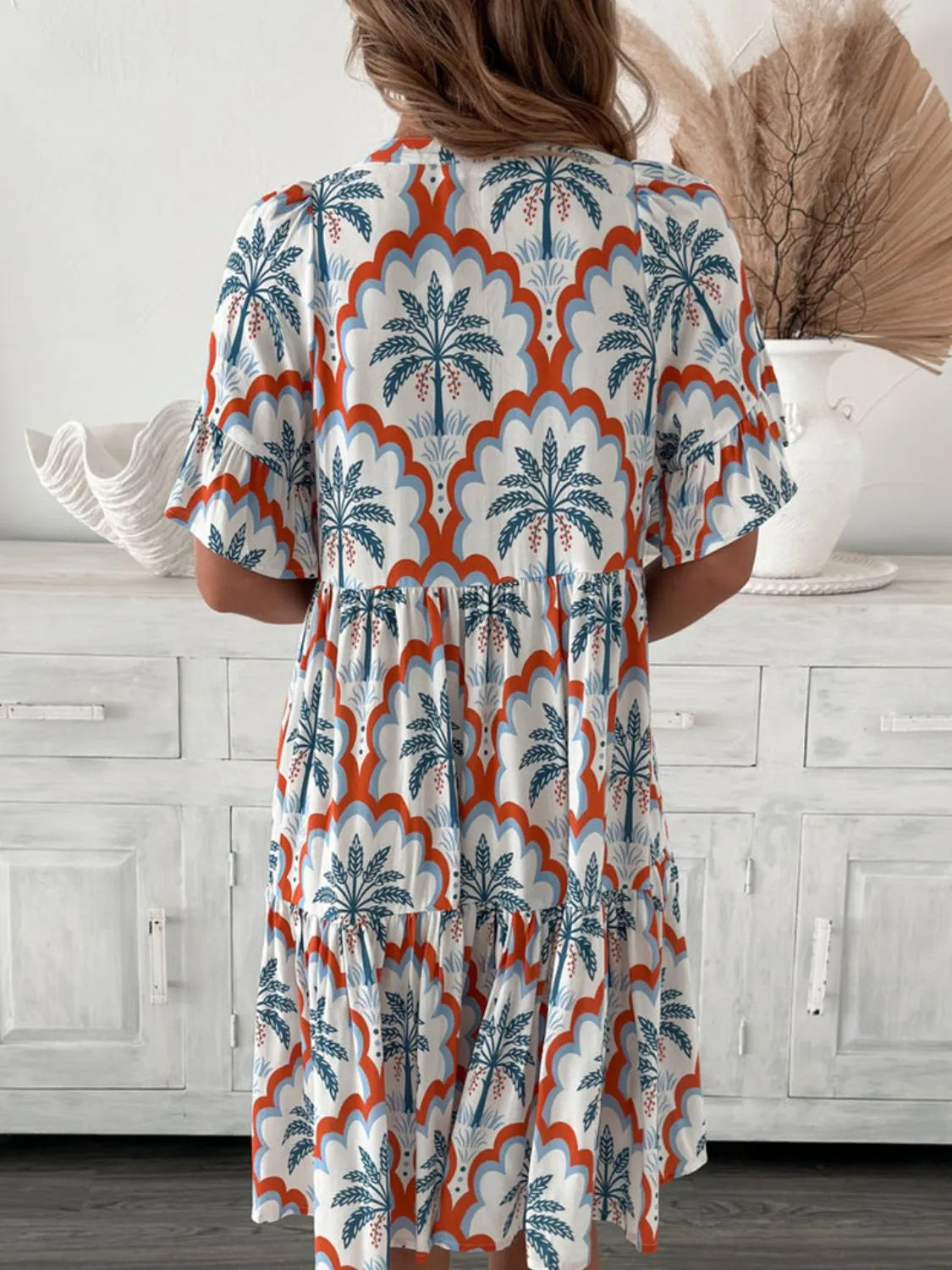 Linnea - Mini-Hemd Kleid in 4 Sommer Prints mit halben Ärmeln Knöpfen und 2 Quasten
