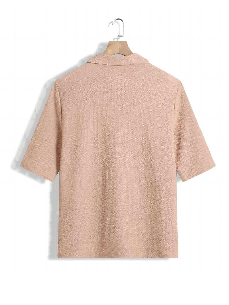 Lars - Textur Zweiteiliges Sommerset aus Halbarm-Shirt mit V-Ausschnitt und weit geschnittenen Hosen für Männer