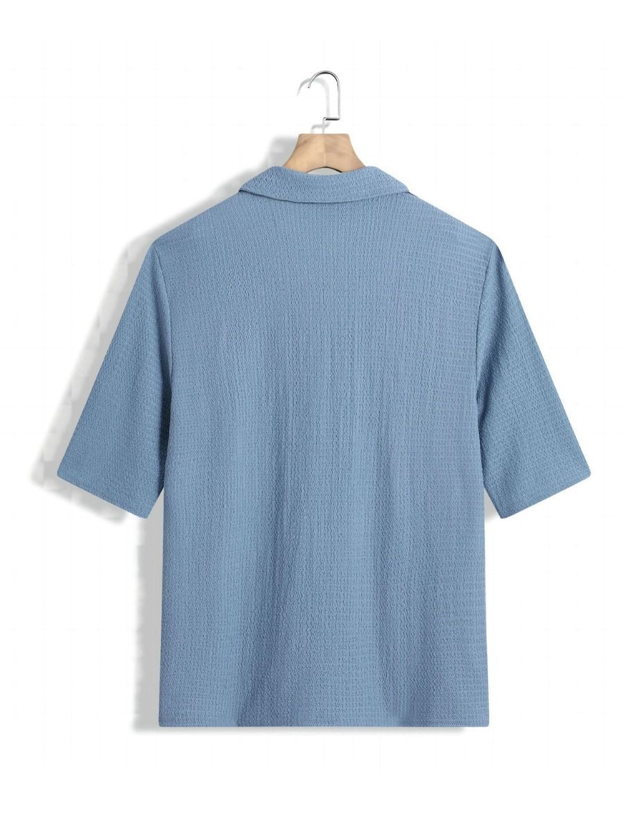 Lars - Textur Zweiteiliges Sommerset aus Halbarm-Shirt mit V-Ausschnitt und weit geschnittenen Hosen für Männer