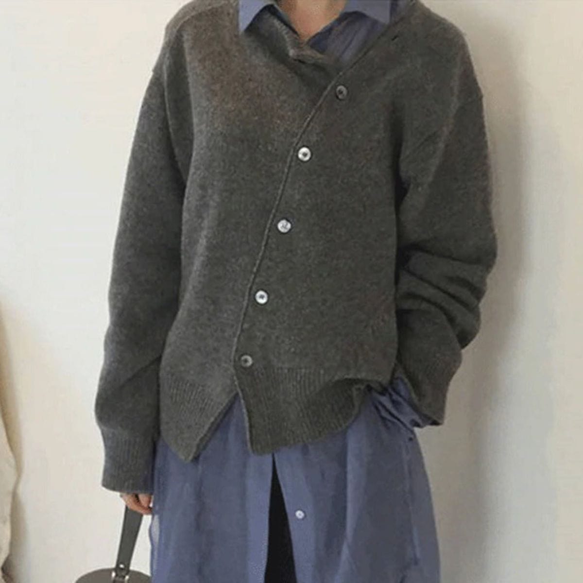 Mila - bequeme und modische Strickjacke