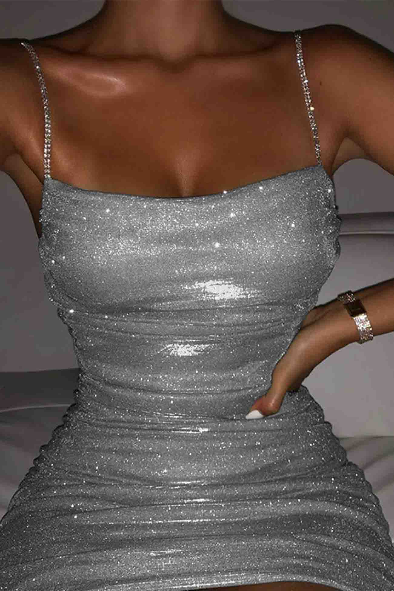 Lily - funkelnd Minikleid mit Rüschen