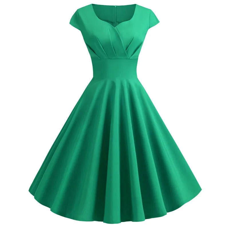 Merry - Vintage Sommerkleid mit großem V-Ausschnitt, weitem Schnitt und Rüschen