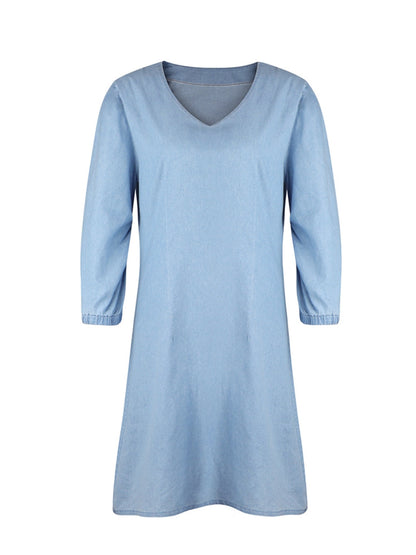 Tess - Kurzes Denim-Kleid mit V-Ausschnitt und halben Ärmeln