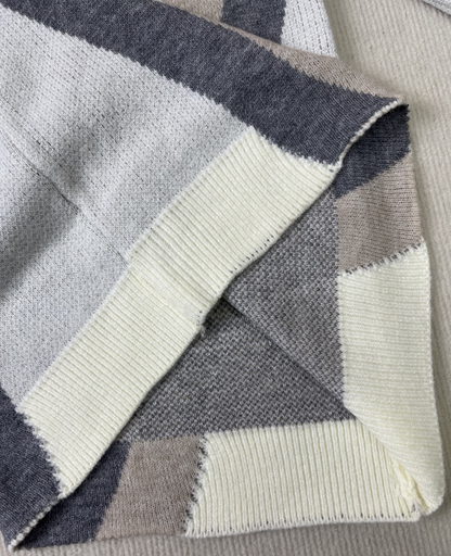 Riya - Brauner langärmeliger Pullover mit V-Ausschnitt