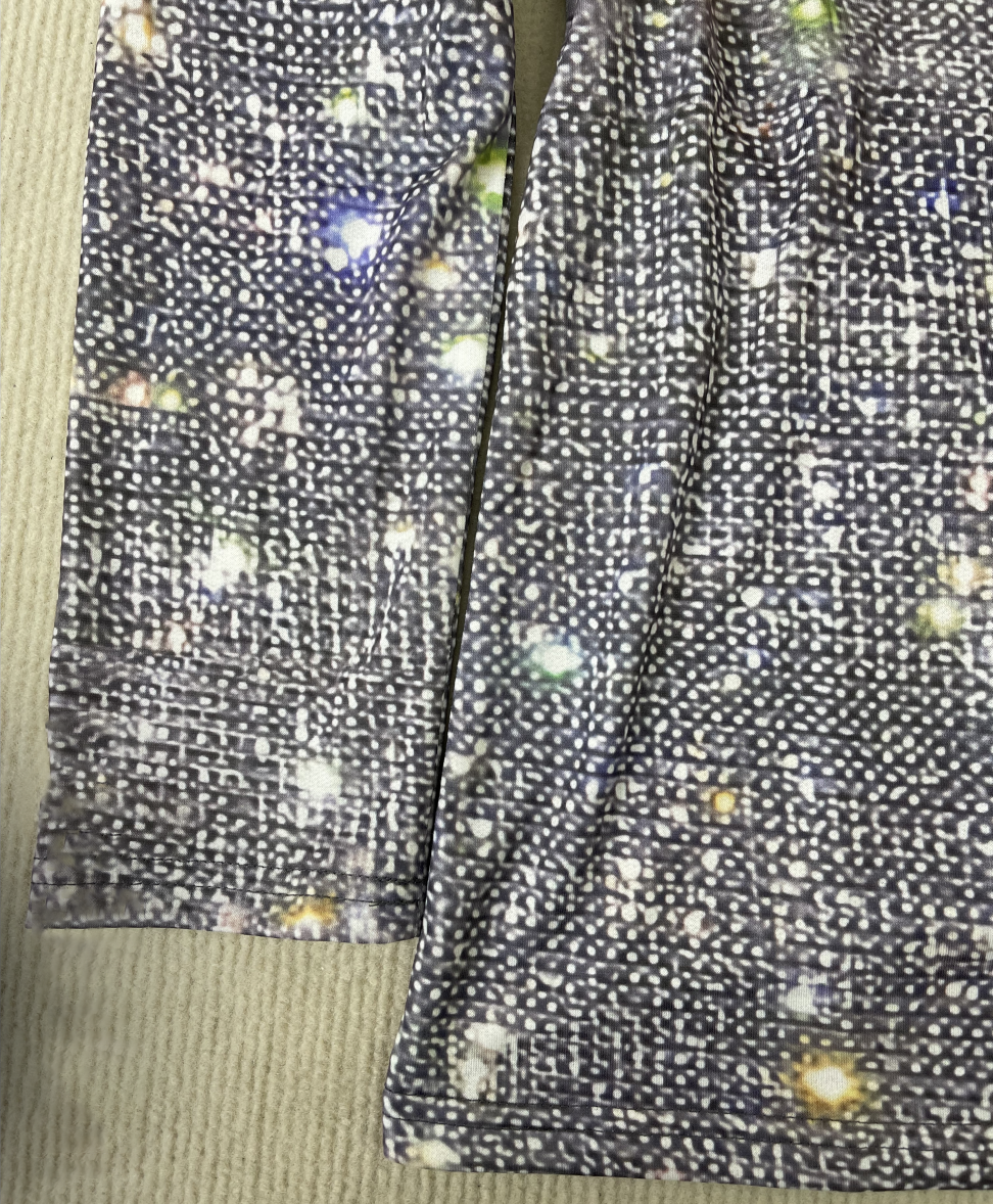 Hoya - silberfarbenes Metallic-Discoflitter-Top mit V-Ausschnitt und langen Ärmeln