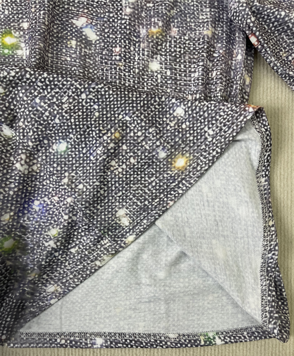 Hoya - silberfarbenes Metallic-Discoflitter-Top mit V-Ausschnitt und langen Ärmeln