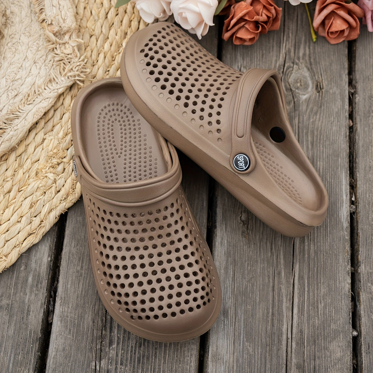Jasmine - Modische, bequeme, orthopädische EVA-Clogs mit dicker Sohle und atmungsaktiven Löchern