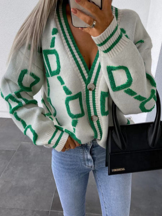 Isa - Stylischer Strickcardigan mit Knöpfen