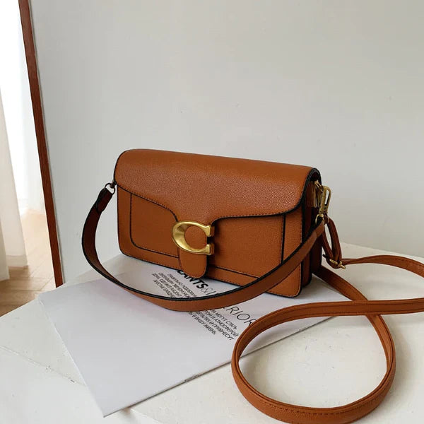 Celine - Schicke Leder-Crossbody-Tasche mit goldenem C-Logo