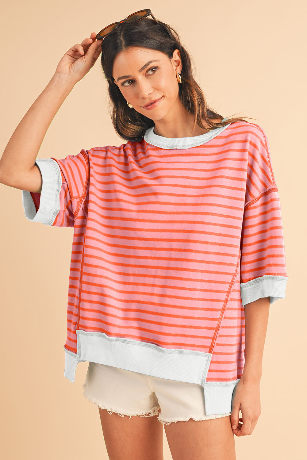 Anna - Horizontal gestreiftes, locker sitzendes T-Shirt mit Kontrastbesatz und weiten, kurzen Ärmeln
