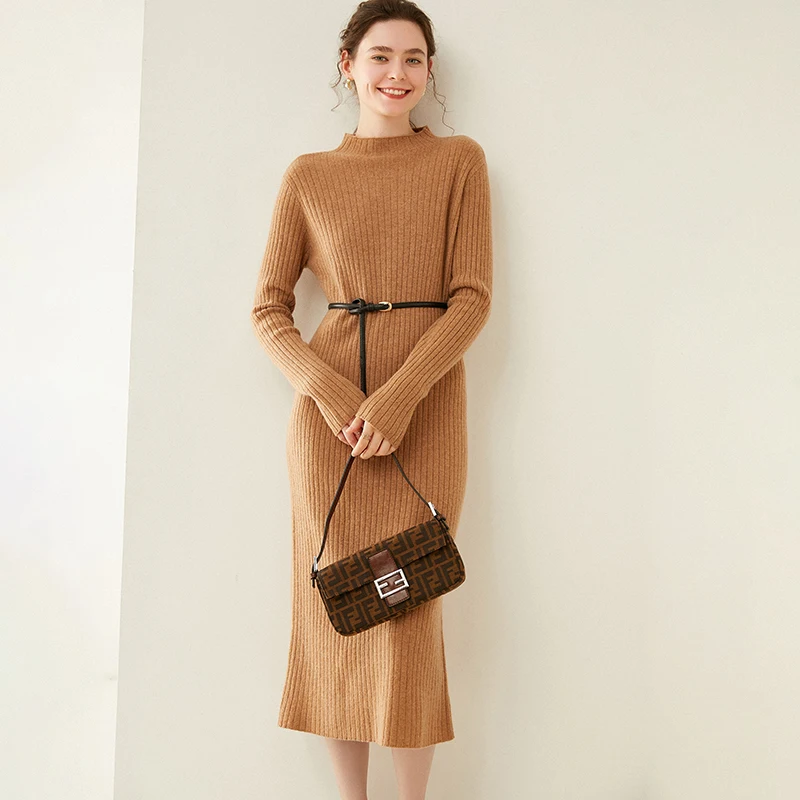Monina - Kleid aus reiner Wolle bis zur Mitte der Wade