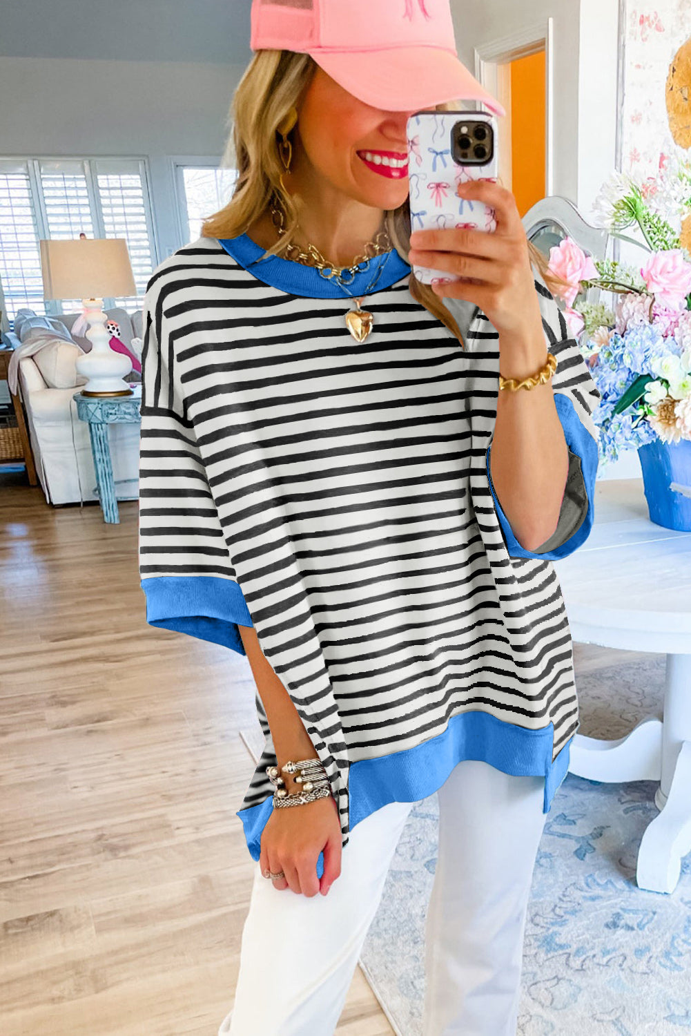 Anna - Horizontal gestreiftes, locker sitzendes T-Shirt mit Kontrastbesatz und weiten, kurzen Ärmeln