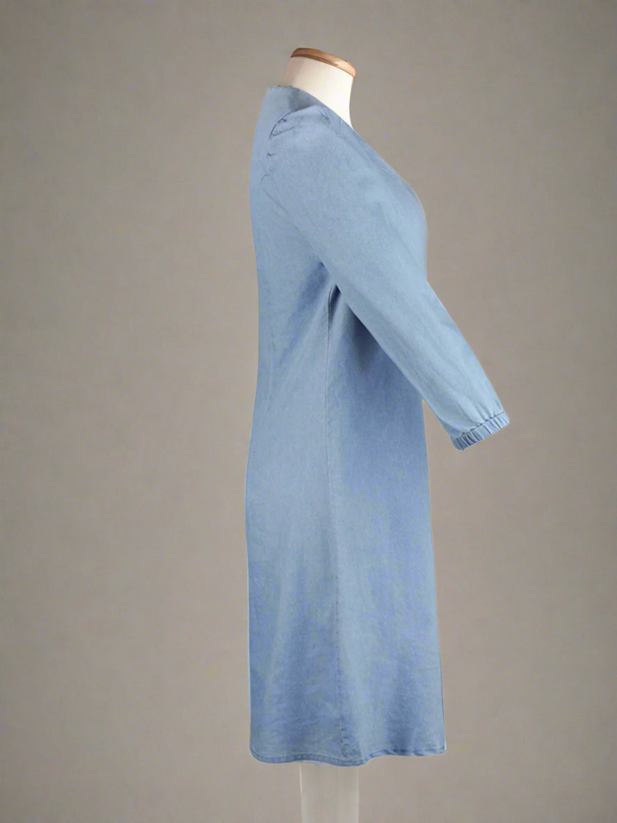 Lily - Denim Kleid mit V-Ausschnitt und Puffärmeln