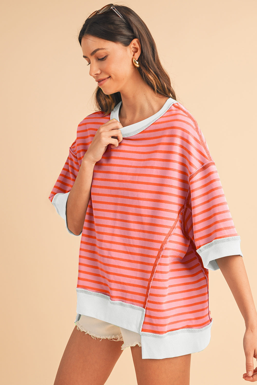Anna - Horizontal gestreiftes, locker sitzendes T-Shirt mit Kontrastbesatz und weiten, kurzen Ärmeln