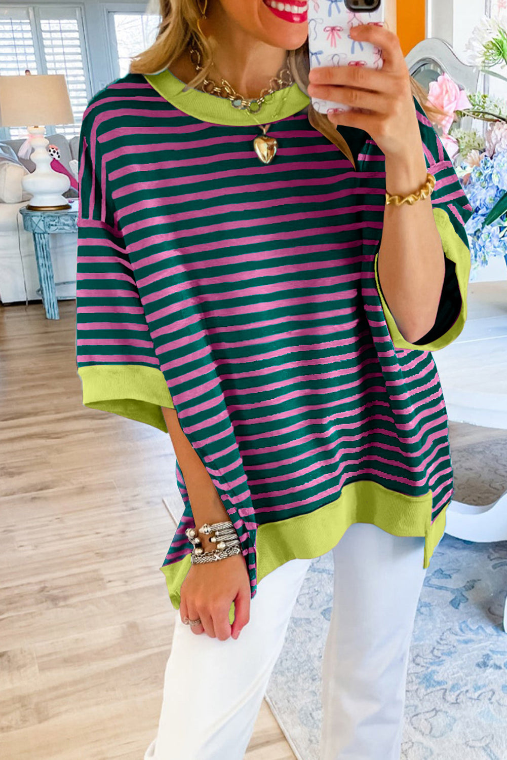 Anna - Horizontal gestreiftes, locker sitzendes T-Shirt mit Kontrastbesatz und weiten, kurzen Ärmeln