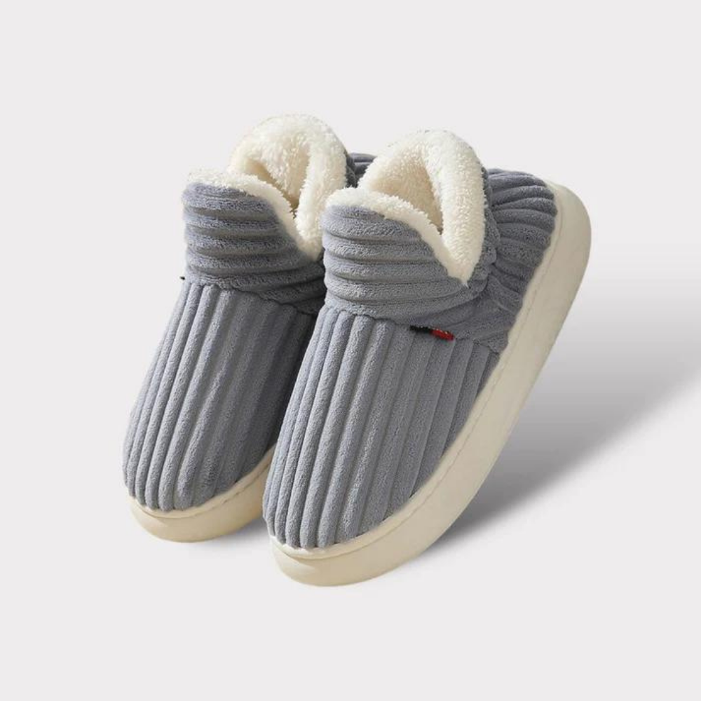 ComfyFeet herrlich weiche, schmerzlindernde Plüschpantoffeln