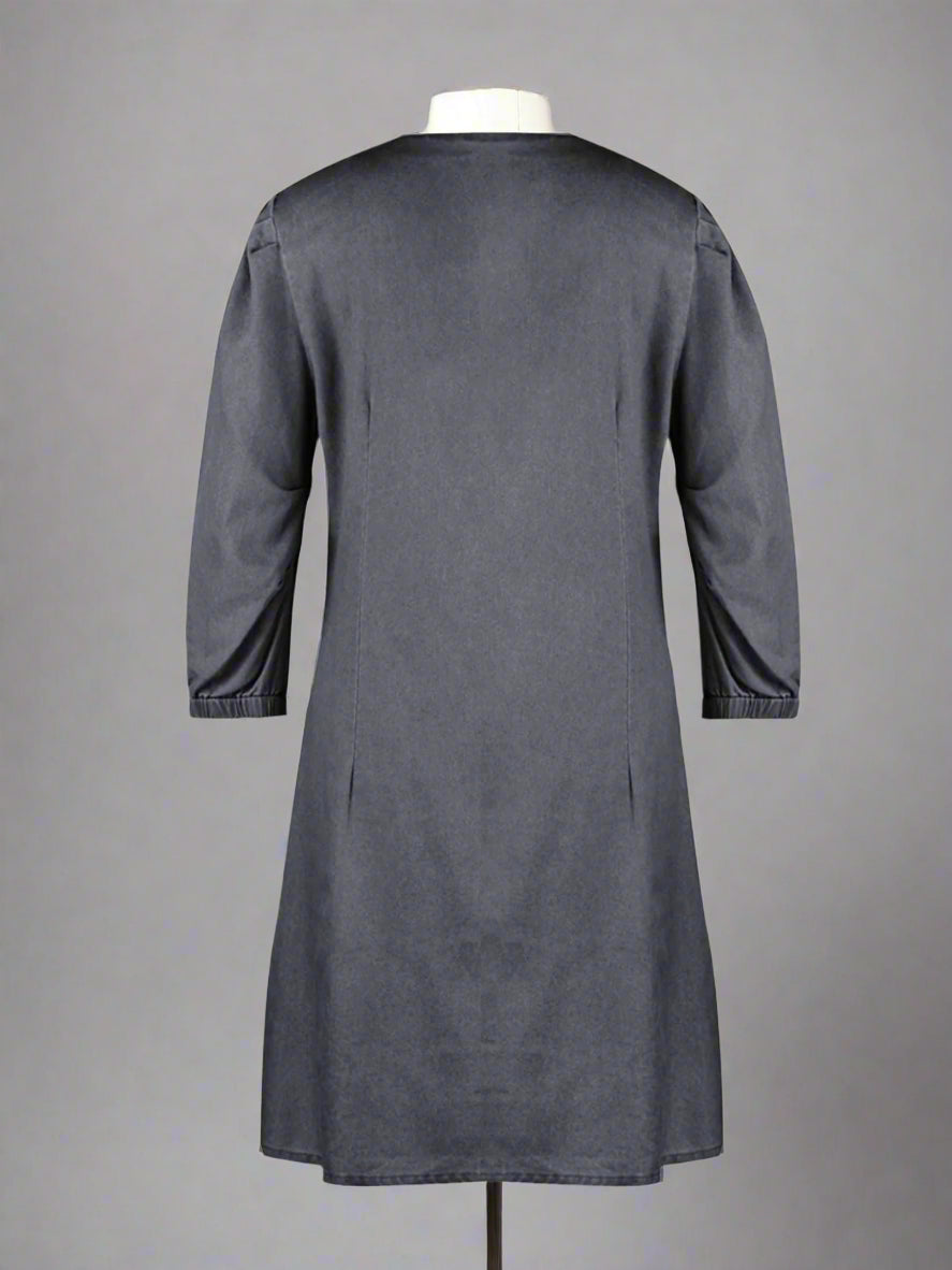 Lily - Denim Kleid mit V-Ausschnitt und Puffärmeln