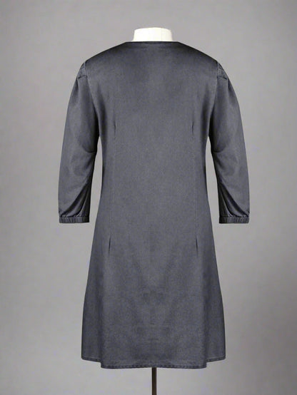 Lily - Denim Kleid mit V-Ausschnitt und Puffärmeln