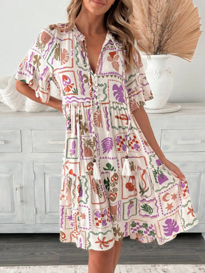 Linnea - Mini-Hemd Kleid in 4 Sommer Prints mit halben Ärmeln Knöpfen und 2 Quasten