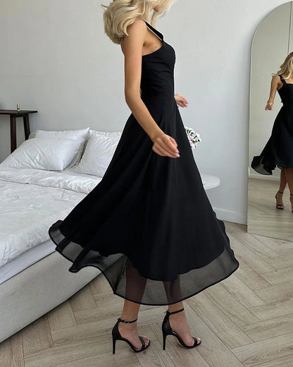 Emma - elegantes Chiffonkleid mit quadratischem Halsausschnitt in unifarben
