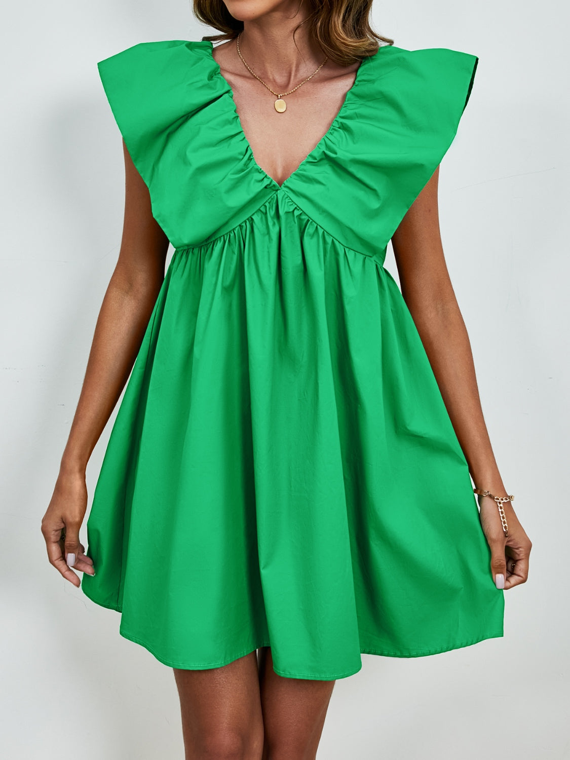 Mia - Kleid mit V-Ausschnitt und Puffärmeln