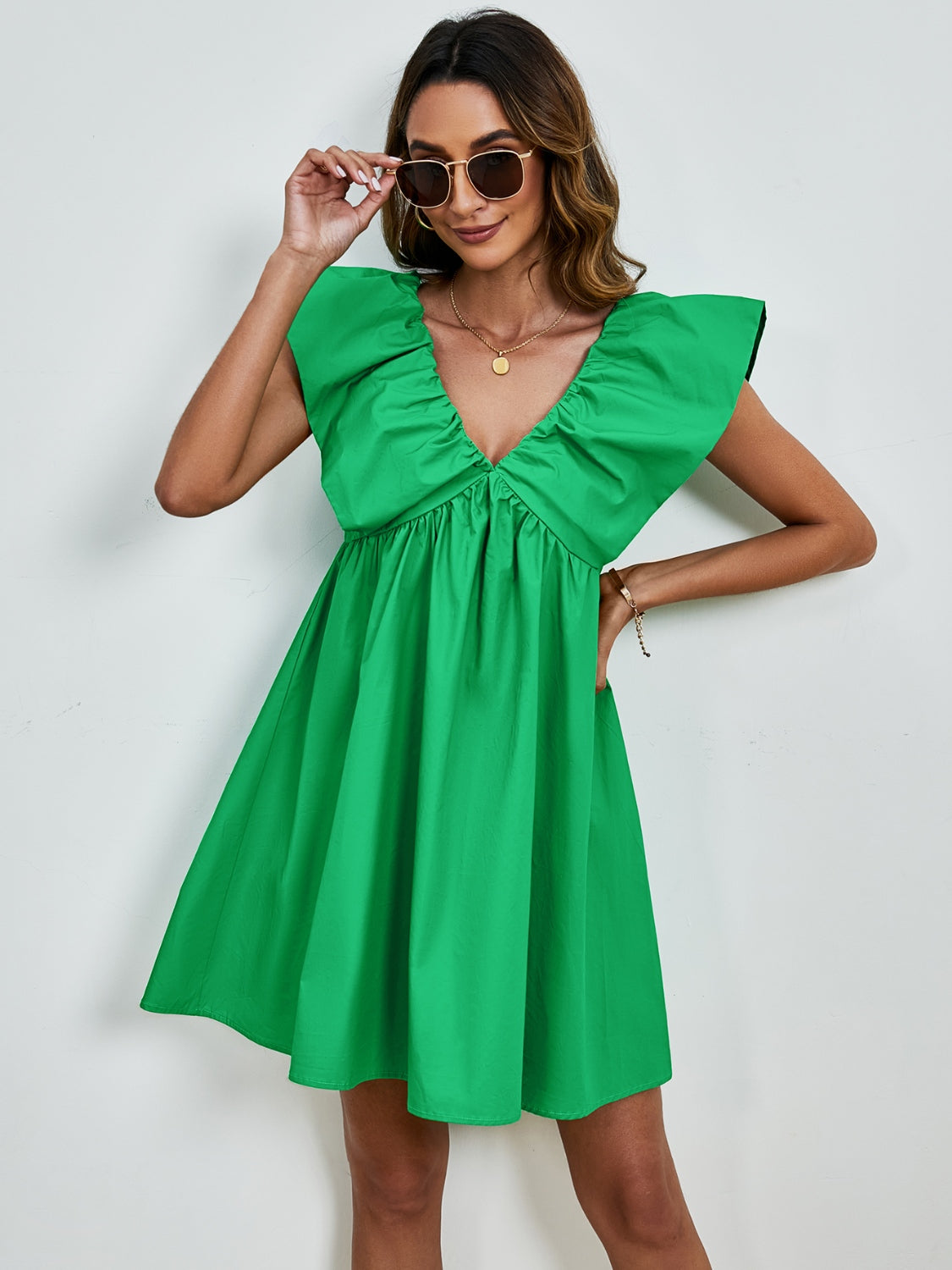 Mia - Kleid mit V-Ausschnitt und Puffärmeln