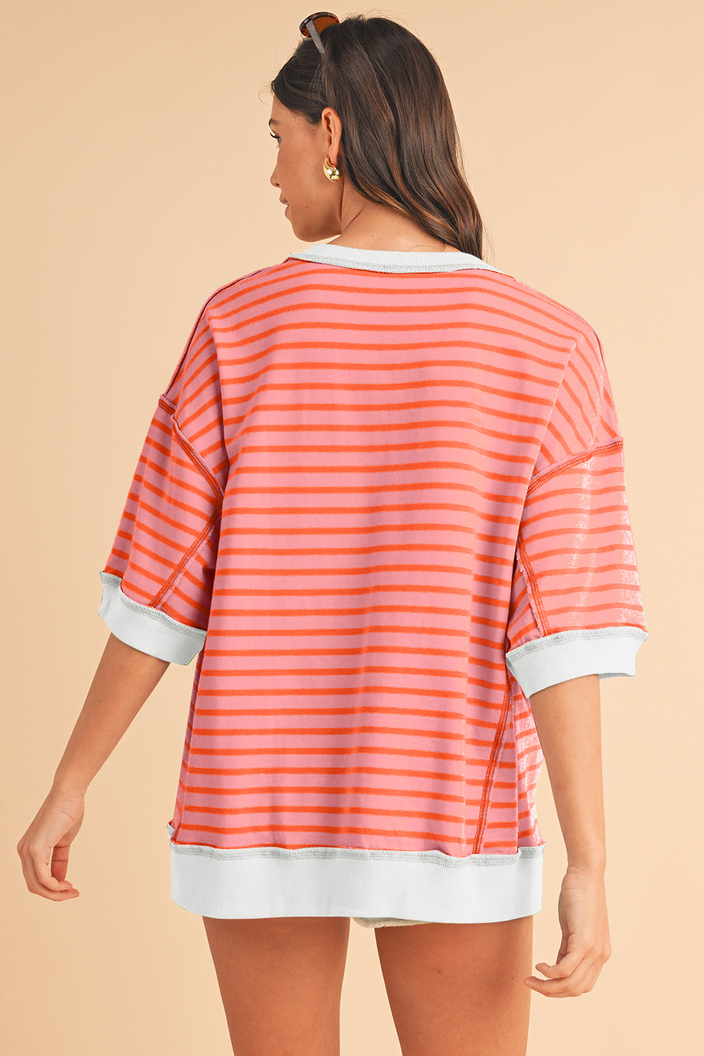 Anna - Horizontal gestreiftes, locker sitzendes T-Shirt mit Kontrastbesatz und weiten, kurzen Ärmeln
