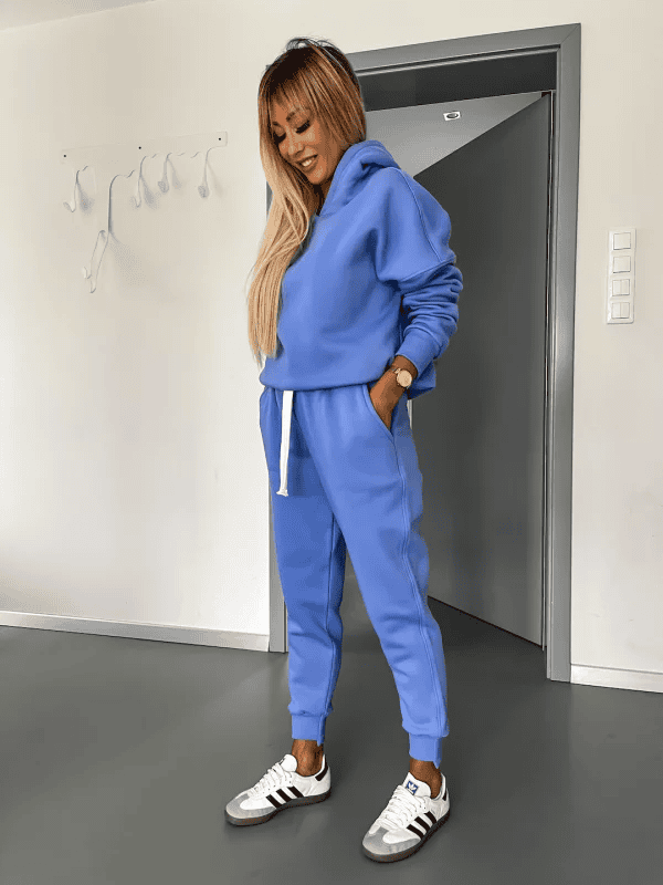 Catherine JogSuit bequem und feminin für Reise, Sport und Zuhause