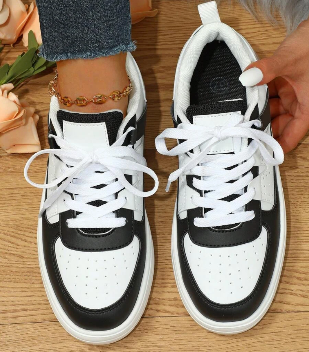 Zara - Modische und bequeme Sportschuhe mit einzigartigem Design