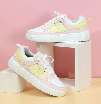Zara - Modische und bequeme Sportschuhe mit einzigartigem Design