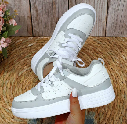 Zara - Modische und bequeme Sportschuhe mit einzigartigem Design