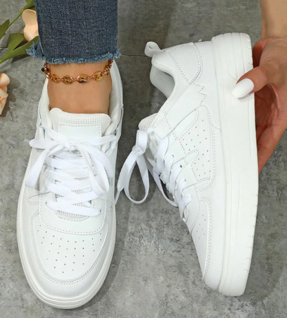 Zara - Modische und bequeme Sportschuhe mit einzigartigem Design