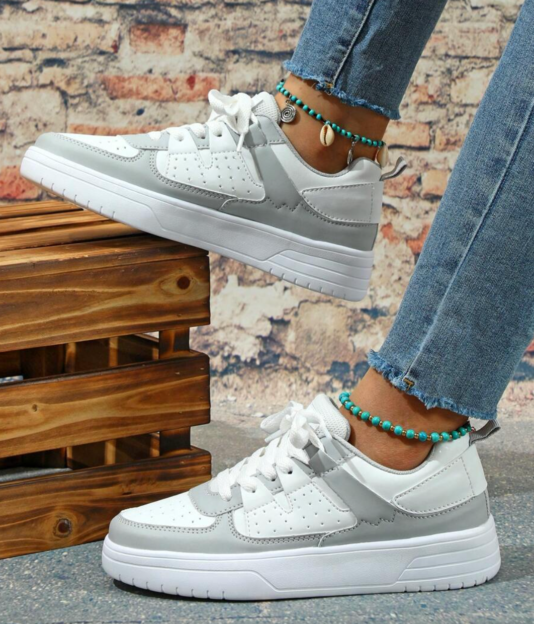 Zara - Modische und bequeme Sportschuhe mit einzigartigem Design