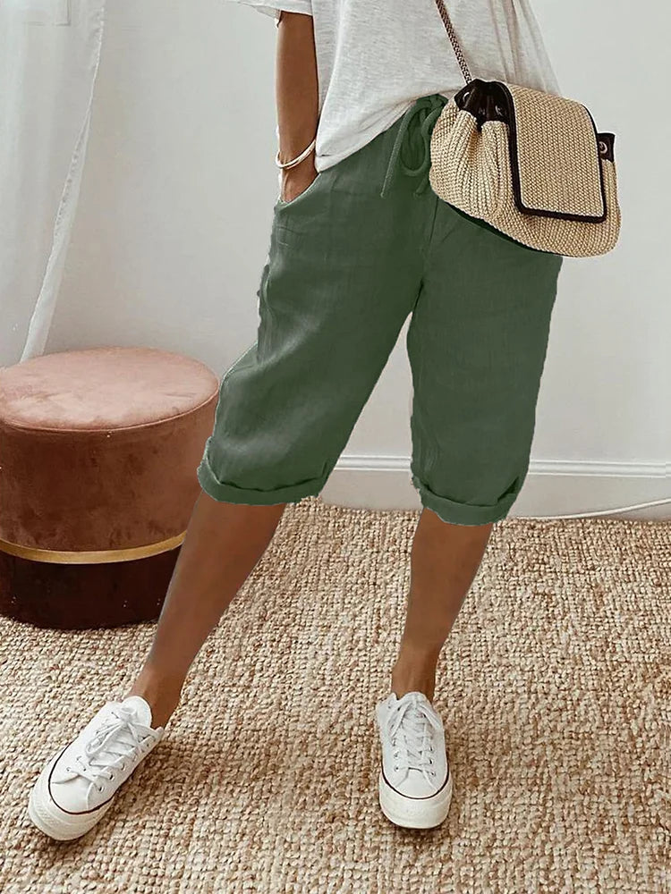LuxeFit Shorts für Frauen: Erweitern Sie Ihre Garderobe mit stilvollem Komfort
